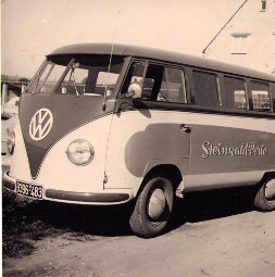 Erster Bus, die Steinwaldperle